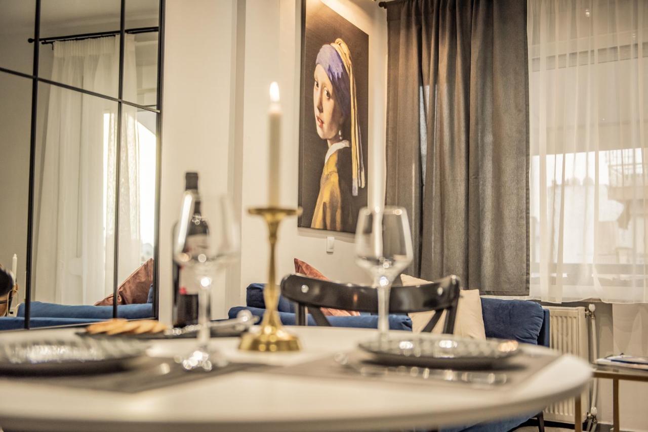 Apollo'S Apartment On Radio City Midas Home Солун Екстериор снимка